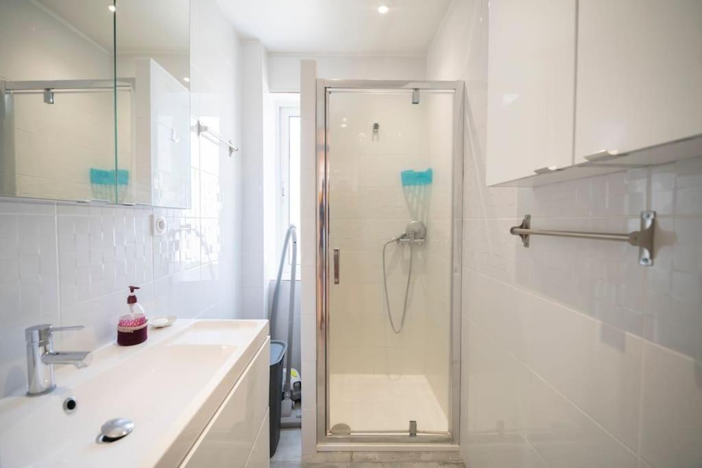 Appartement Avec 4 Chambres Doubles - Proche De La Mer, Des Transports Et De La Promenade Des Anglais Niza Exterior foto